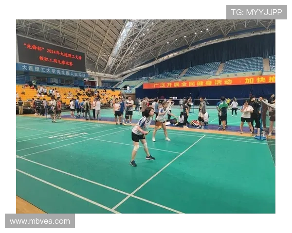 深圳羽毛球队的意识提升与团队精神探讨聚焦羽毛球运动的未来发展