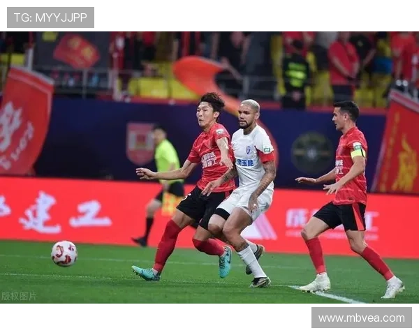 朝鲜足球明星在海外赛场崭露头角展现实力与风采 朝鲜足球明星在海外赛场崭露头角展现实力与风采