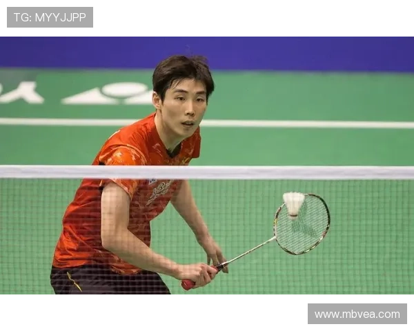 武汉羽毛球队以54分稳居联赛积分榜首位展现强大实力 武汉羽毛球队以54分稳居联赛积分榜首位展现强大实力